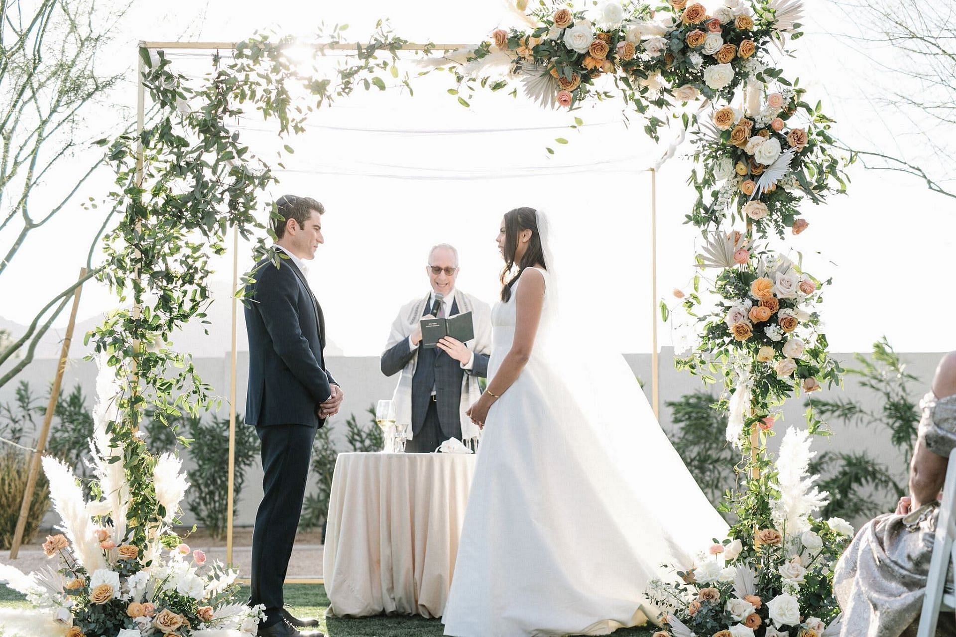 Ilya Hoffman and Christiana Barkley&#039;s wedding. (Photo: New York Times)