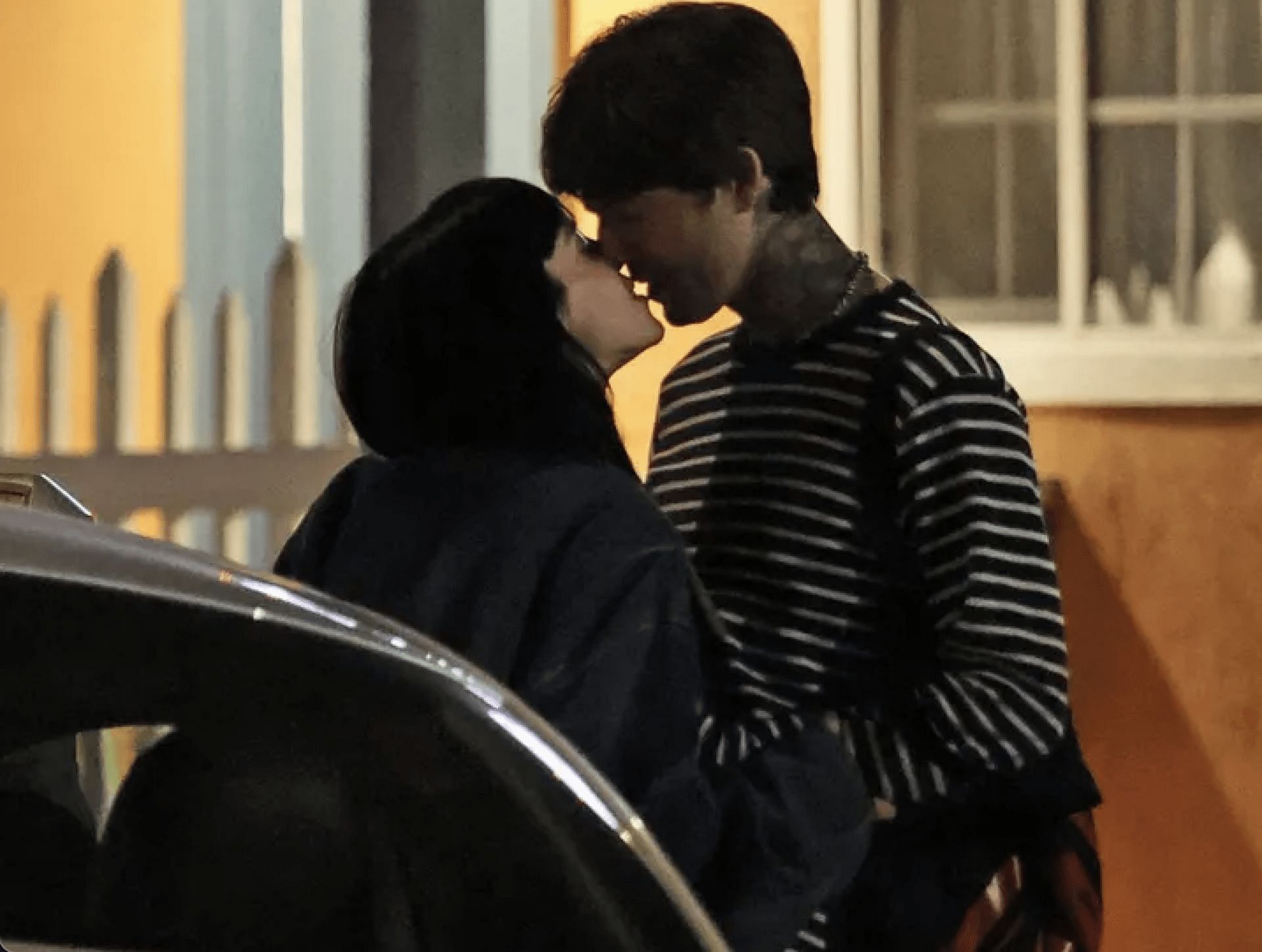 Billie and Jessie spotted kissing a month back after dating rumors sparked. (Image via AFP)
