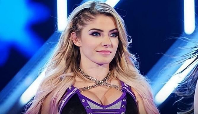 "I love you"- Former WWE star reacts to Alexa Bliss' recent photo with current RAW Superstar
