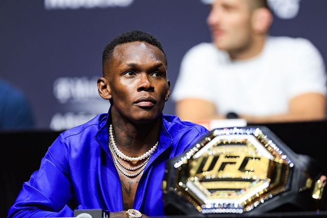 BREAKING: Bus carrying Israel Adesanya reportedly runs into minor accident on the way to UFC 281 press conference