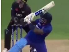 [WATCH] Suryakumar Yadav plays a fabulous reverse sweep off Michael Bracewell during IND vs NZ 2nd ODI
