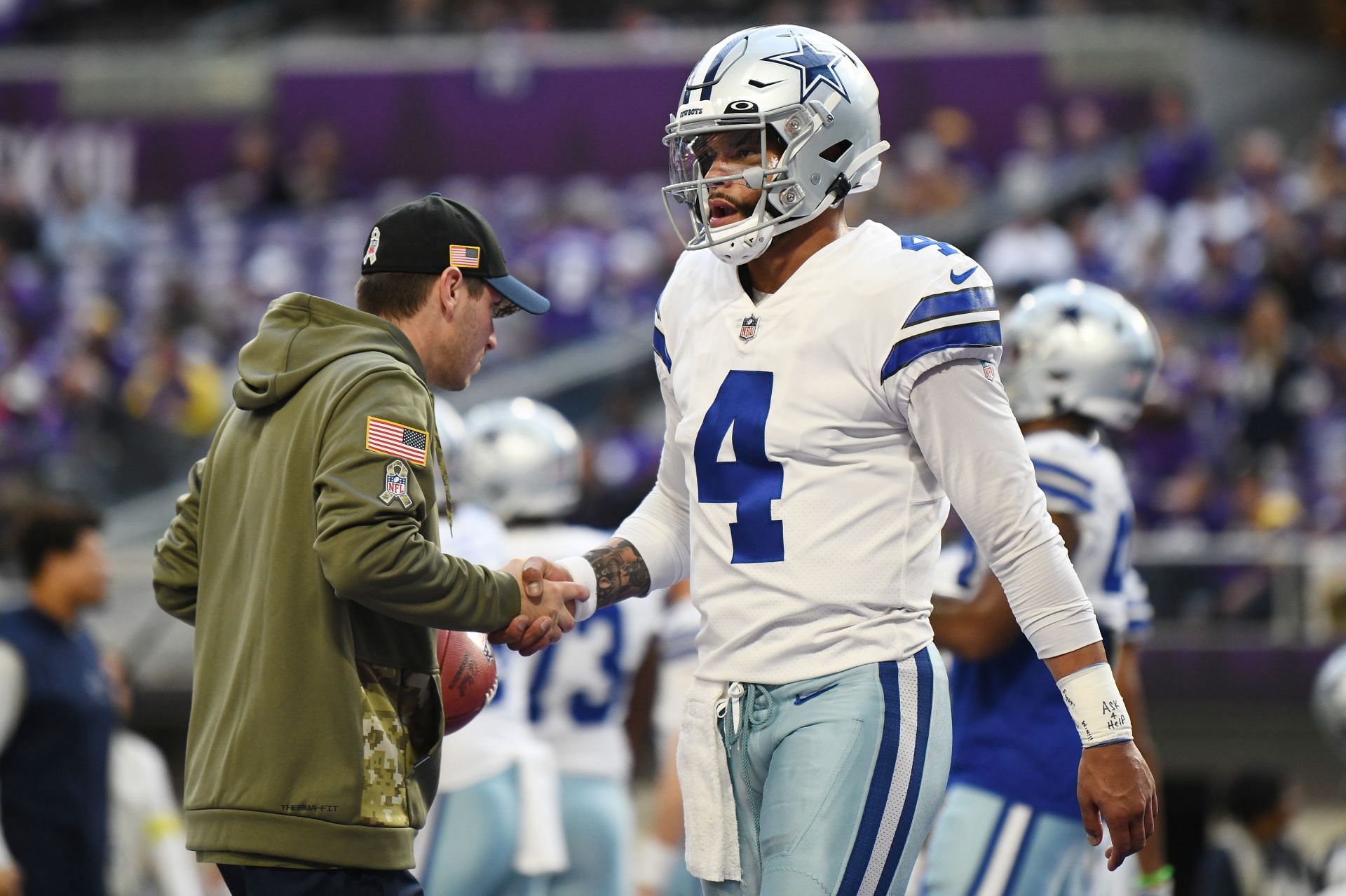 Cowboys' Prescott, Pollard smoke Vikings as Kirk Cousins packs it in early,  40-3