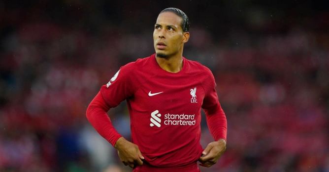 "Where is he going?" - Gabby Agbonlahor takes a dig at Liverpool star Virgil van Dijk for Leeds United mistake