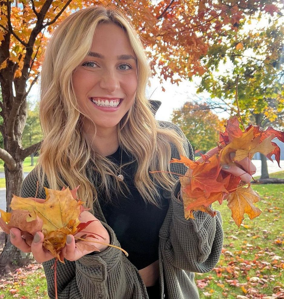 How much is Katie Feeney's Net Worth as of 2024?