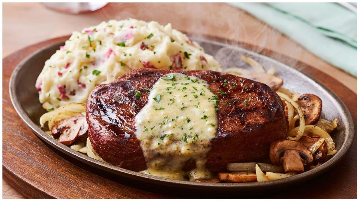 Applebee’s Sizzlin’ Skillets Menu Items, price, and other details explored