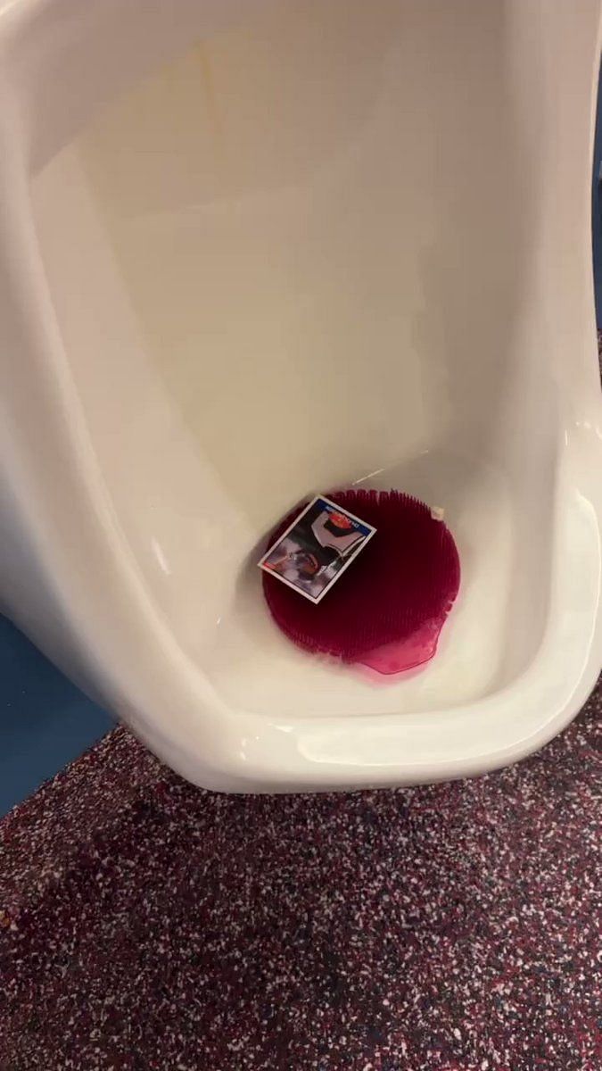 Phillies fans place Astros trading cards in urinals for Game 4 of World  Series [VIDEO] - DraftKings Network