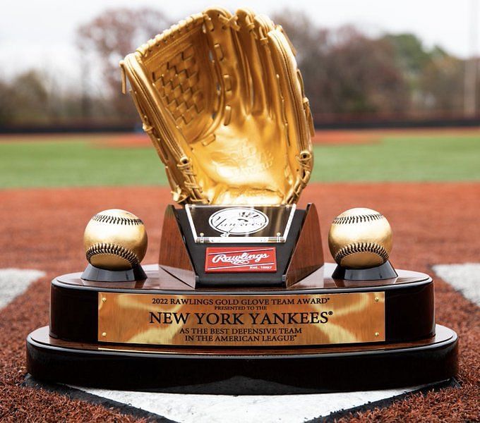 New York Yankees fans react to team winning Gold Glove award for