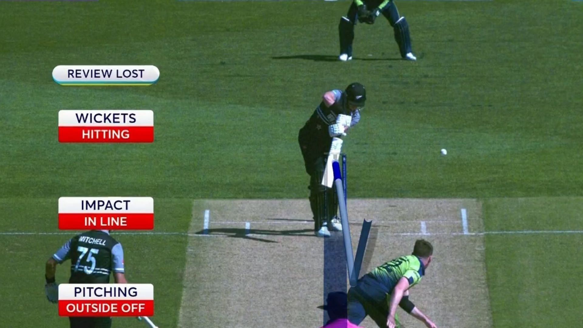 Santner reviewed his LBW decision off Joshua Little, but was absolutely plumb. (P.C.:T20 World Cup)