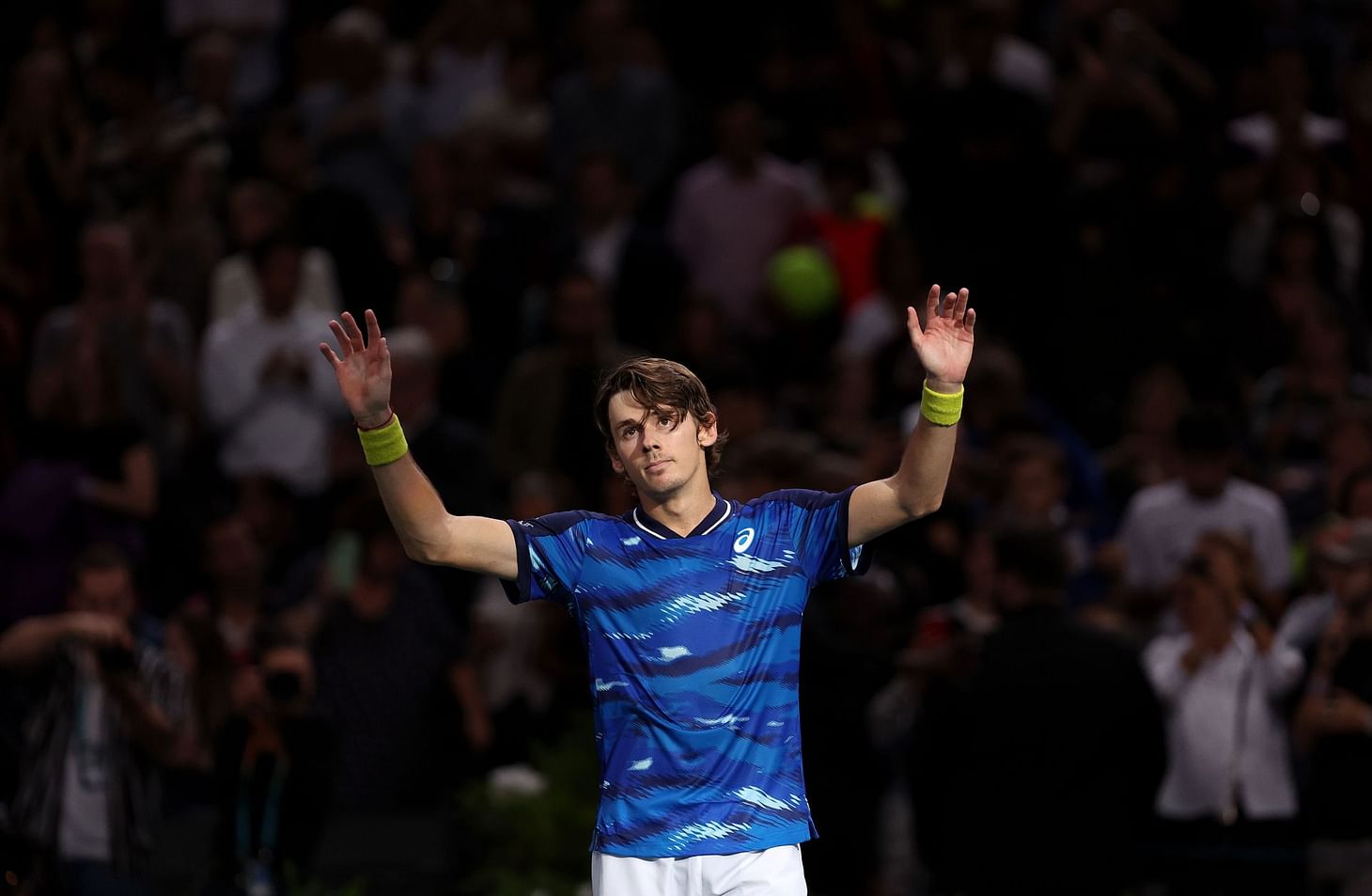 Tennis news: Watch: Alex de Minaur's mother sheds tears of joy after ...