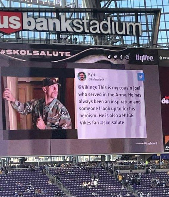 minnesota vikings jumbotron