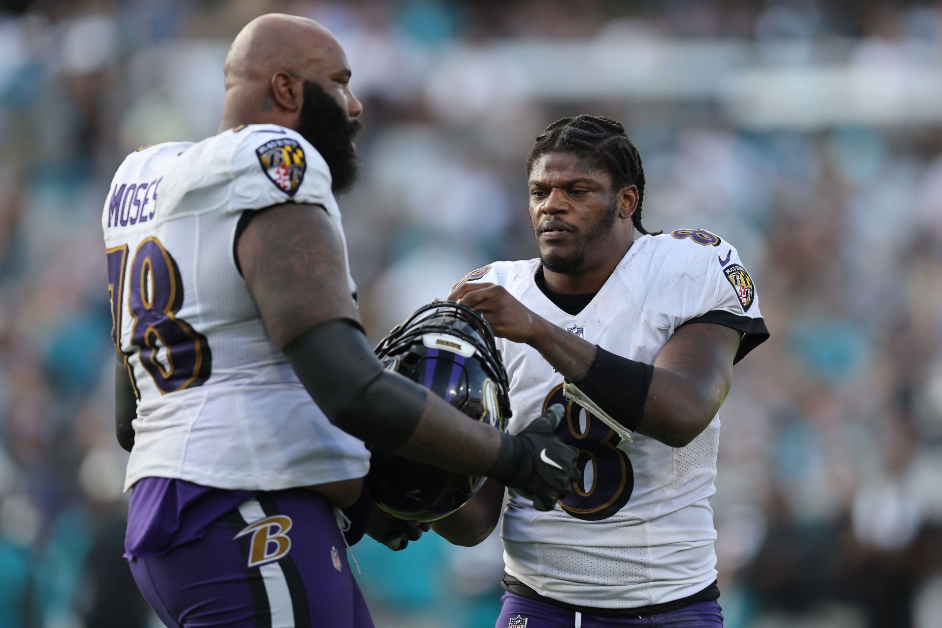 Lamar Jackson, Baltimore Ravens deliver dominant showing that begs