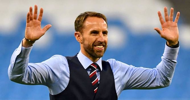 Chelsea star takes dig at Gareth Southgate after Ivan Toney's double against Manchester City