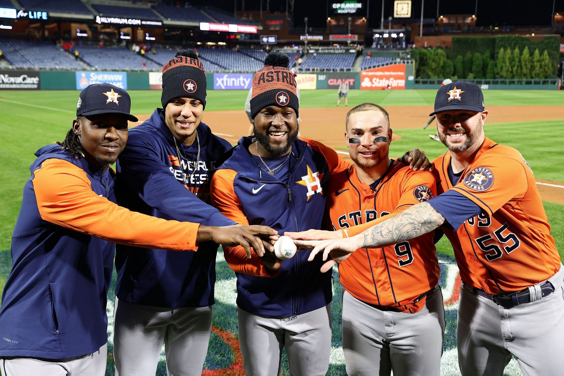 Astros' weekend rotation plans hinge on team's playoff status