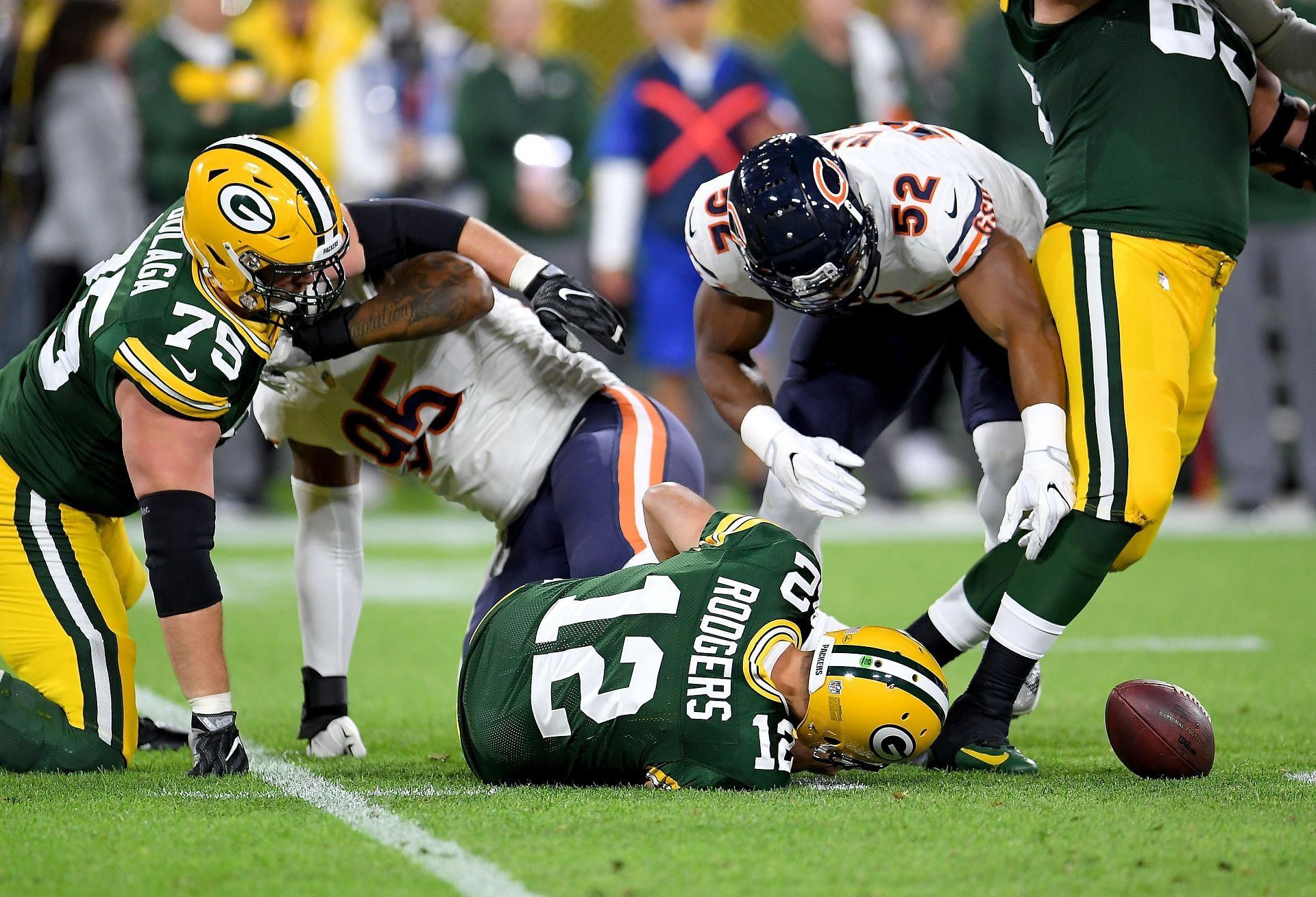 Chicago Bears v Green Bay Packers