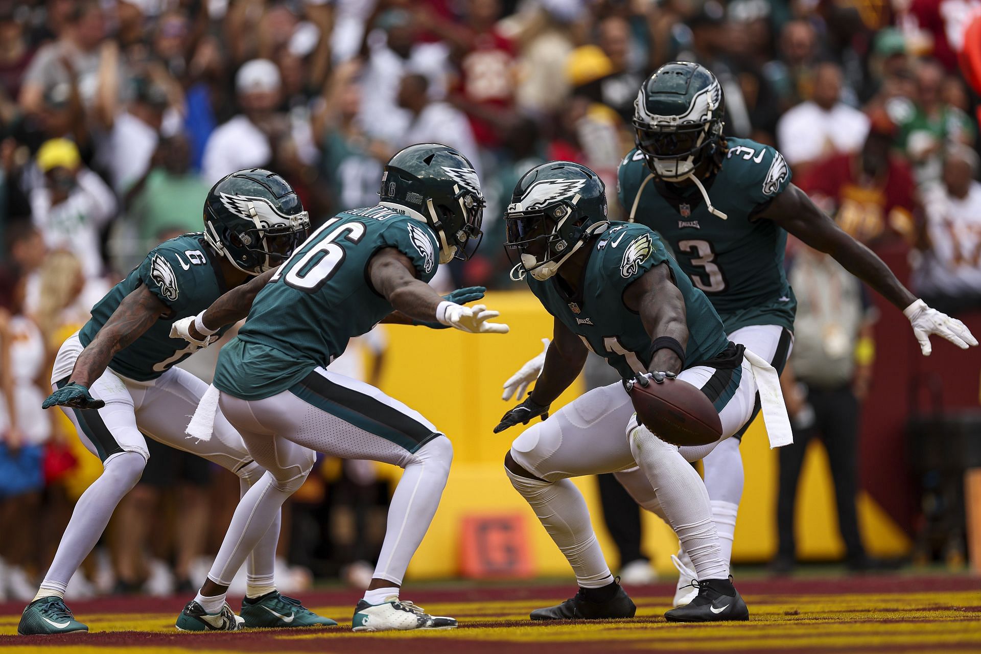 Hurts, Brown power unbeaten Eagles past Steelers 35-13 - WHYY