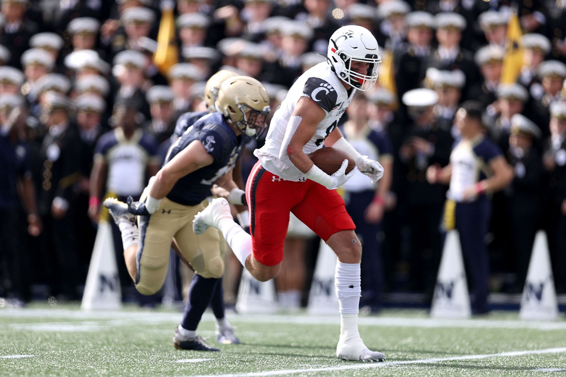 Cincinnati v Navy