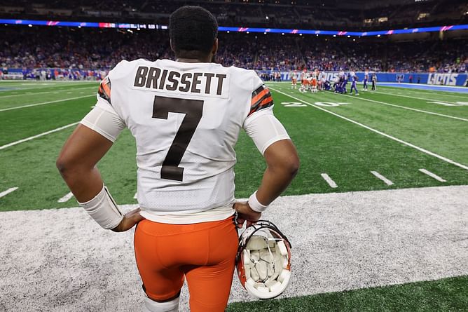 Jacoby Brissett's success in place of Deshaun Watson serves as another reason he deserves a starting job in the NFL