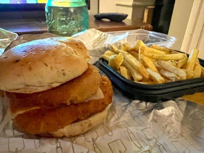 “Make this a staple menu item” Fans left impressed as Wendy’s adds