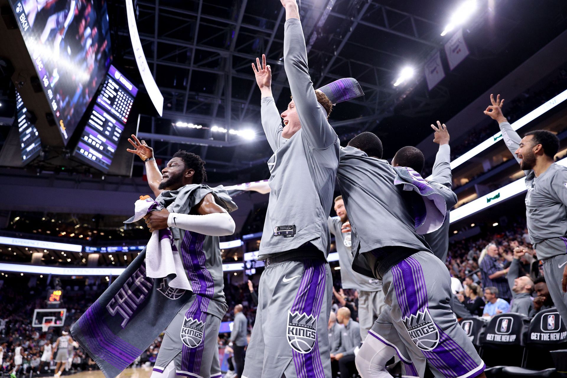 Kings Beam: How the Sacramento Kings light up the sky after a win
