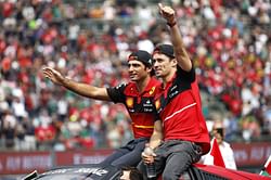 Carlos Sainz deserves more credit for taking the fight to Charles Leclerc, F1 pundit explains why