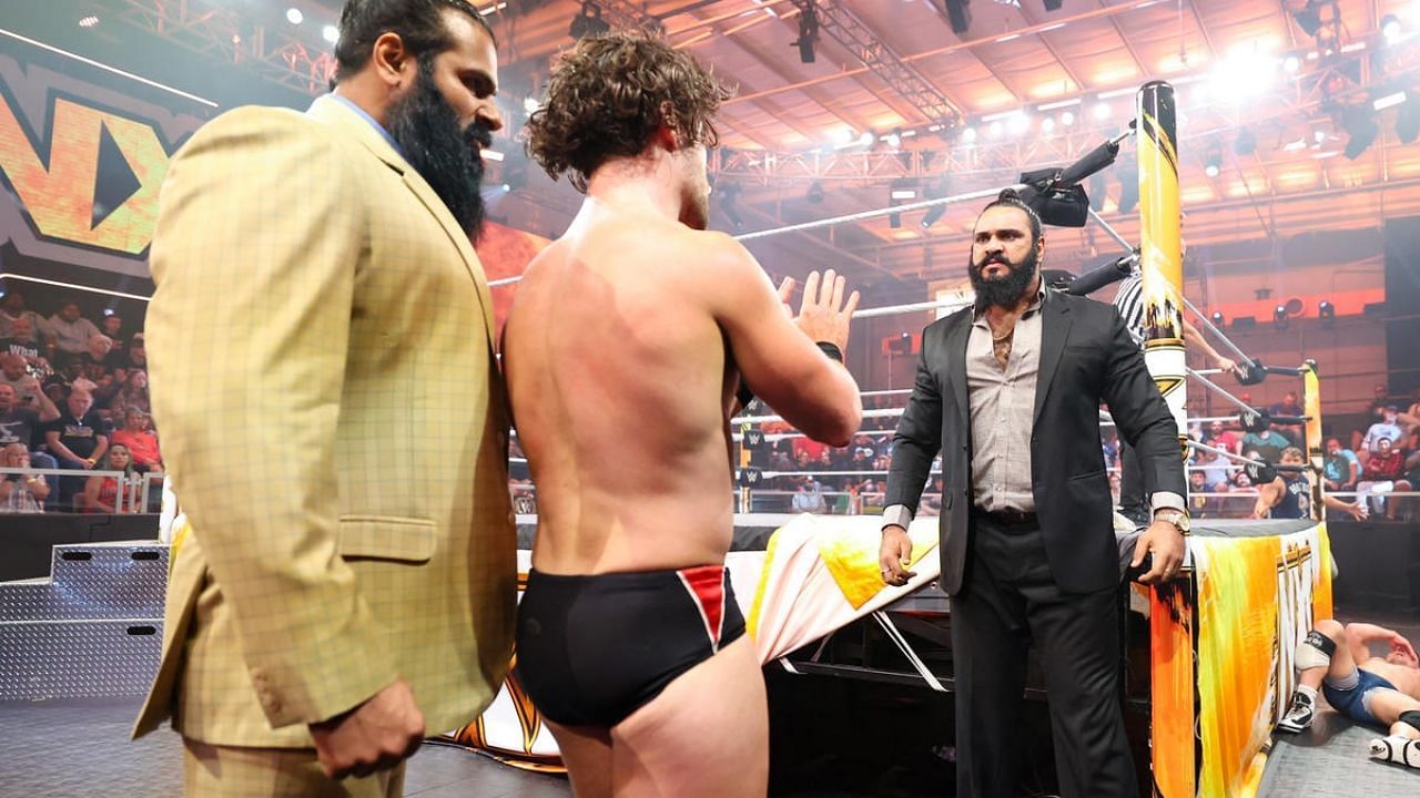 भारतीय WWE सुपरस्टार्स सौरव गुर्जर, वीर महान और जेडी मैकडोनग 