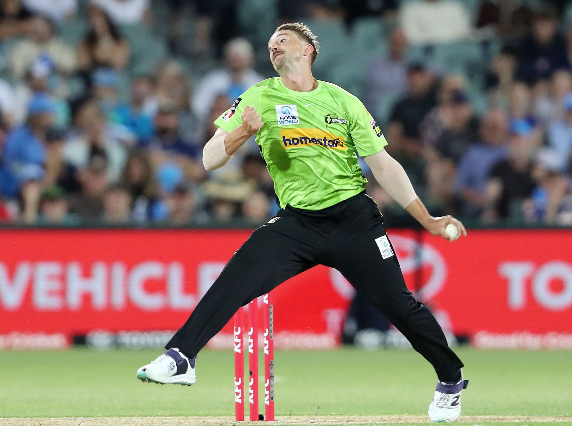 BBL - Adelaide Strikers v Sydney Thunder