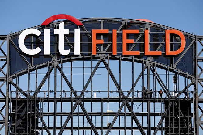 MLB Insider reports on the excitement in Queens: "Mets sold $1M in single-game ticket sales on Wednesday, the day the Carlos Correa news broke"