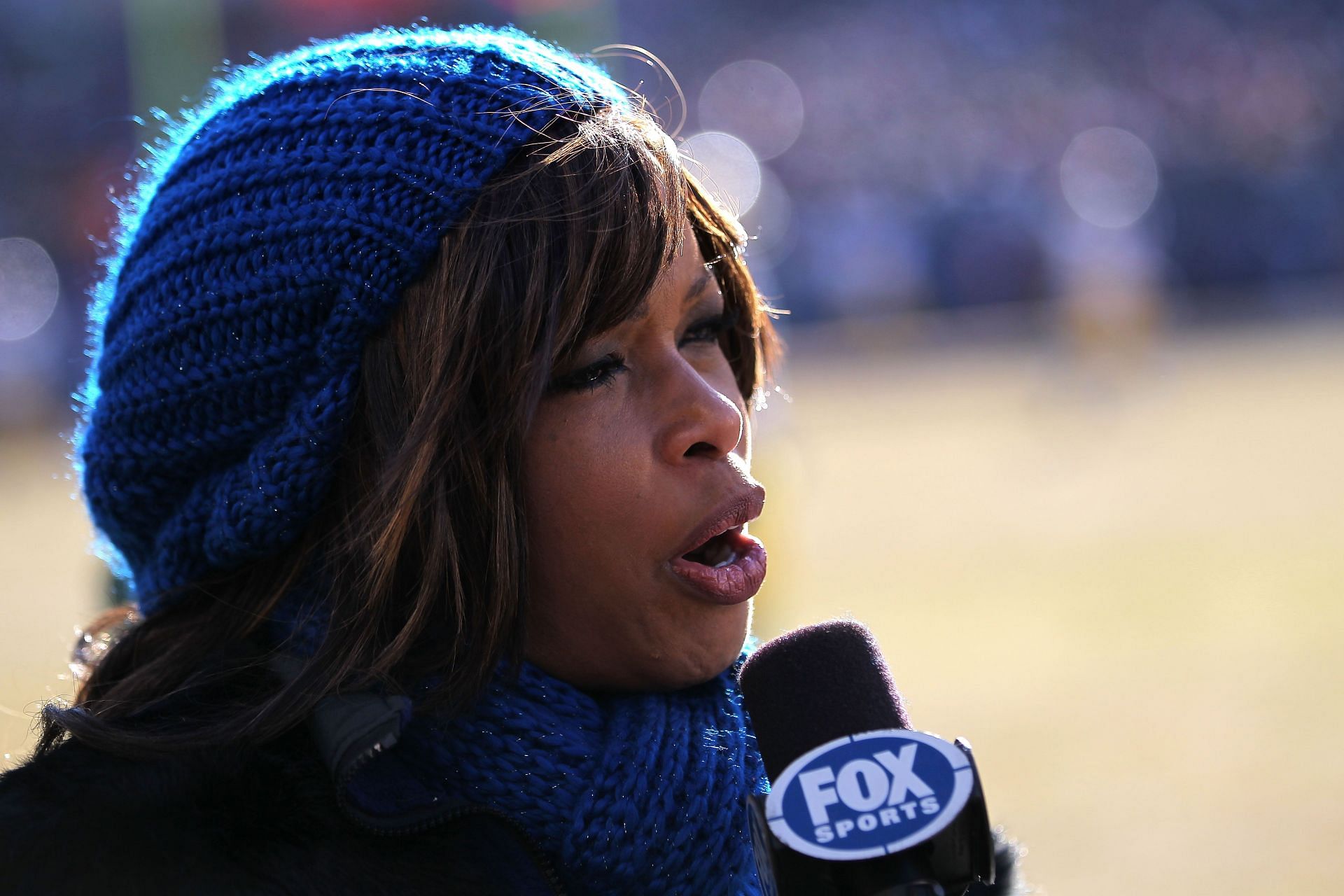 35KY Sports - NFL Fans Concerned Over FOX Sports Pam Oliver's