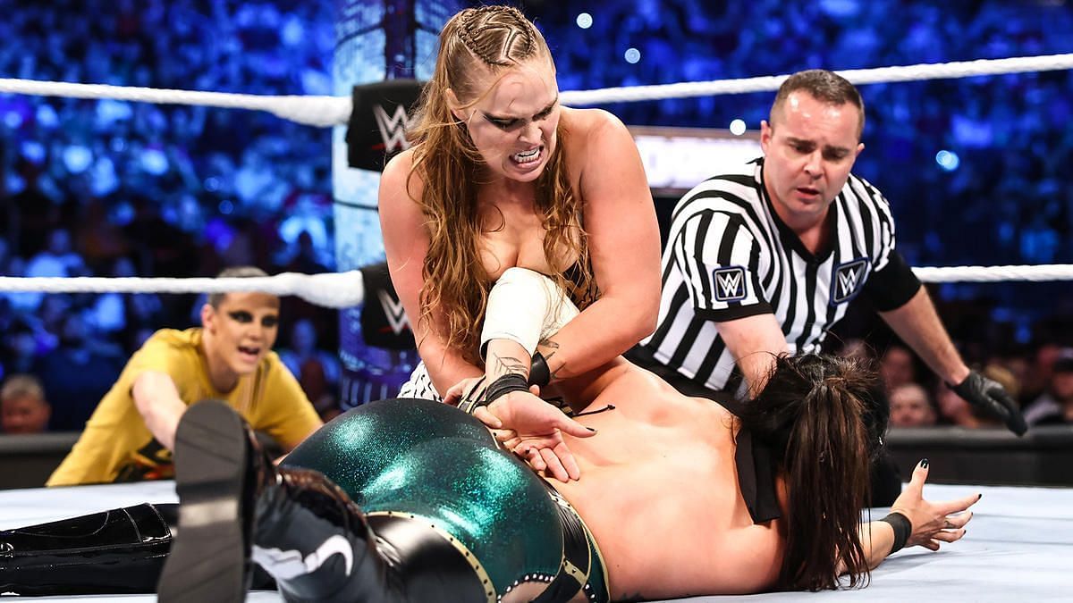 Ronda Rousey still lost the SmackDown Women's Championship on Friday night.