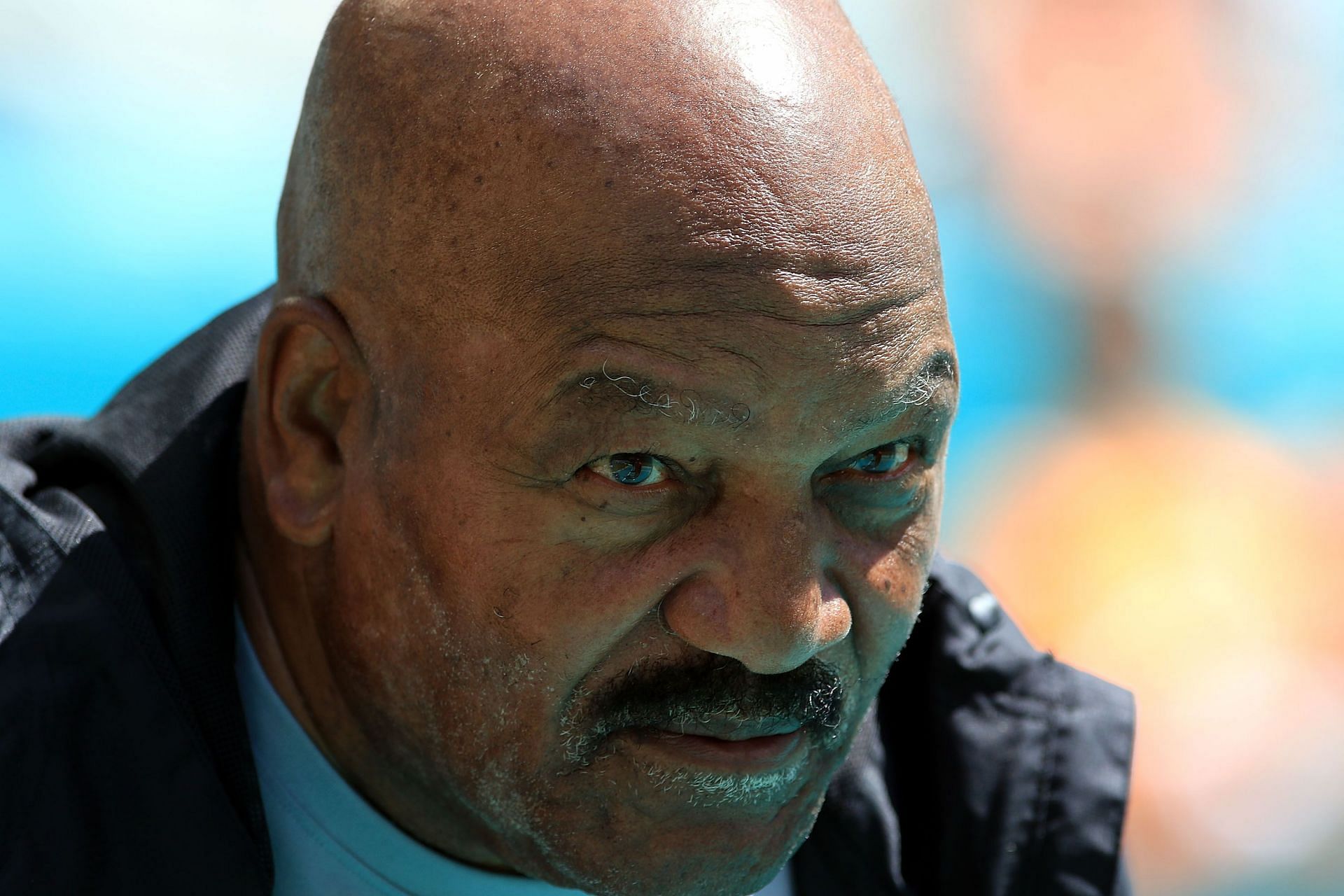 Jim Brown net worth How did Browns legend earn and lose his millions?