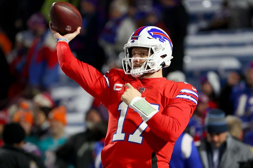 Bills fans throw snowballs to celebrate first touchdown vs. Dolphins