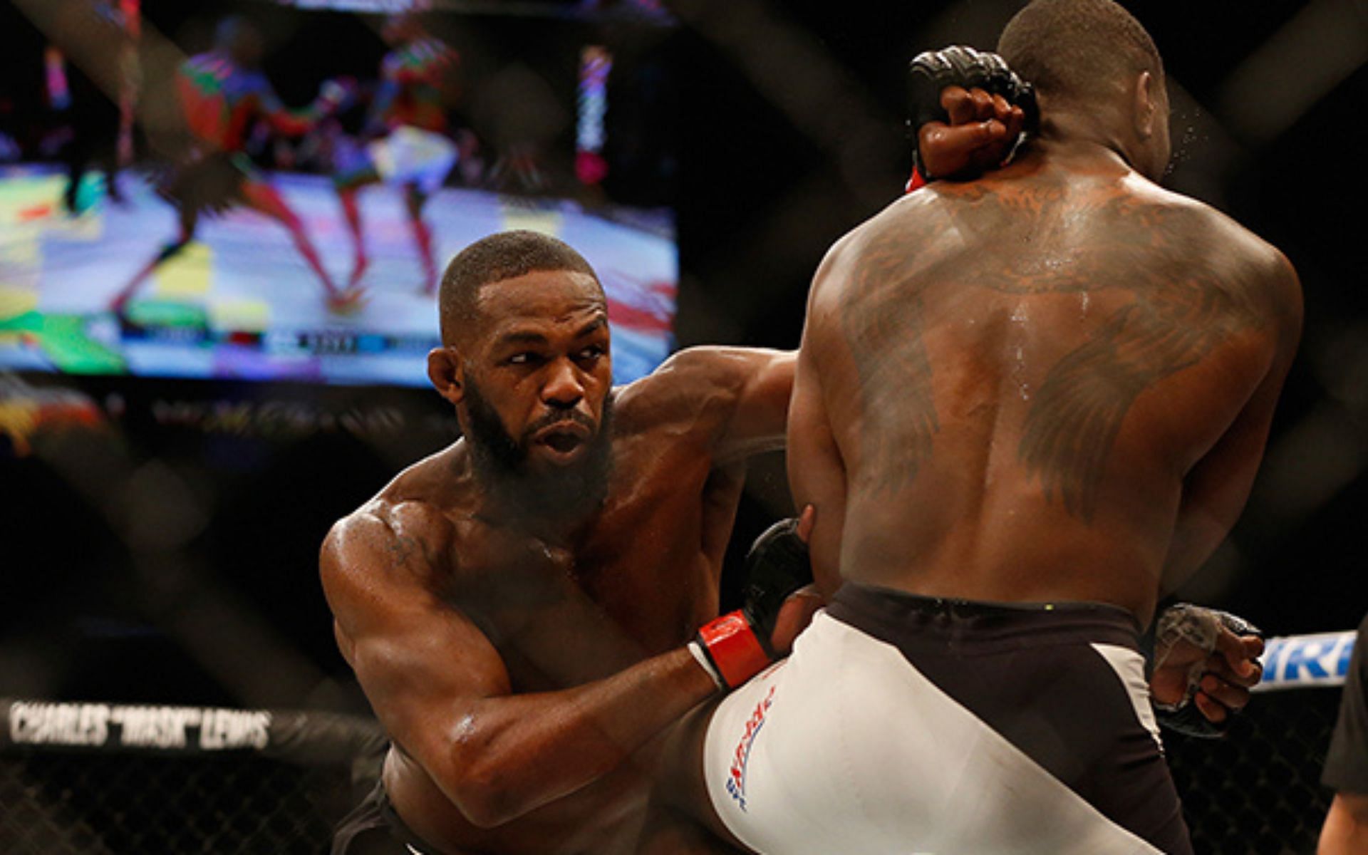 Jon Jones [Left] Ovince Saint Preux [Right] [Image courtesy: www.ufc.com]