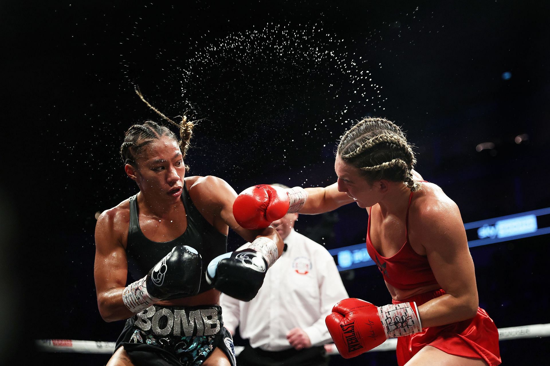 Claressa Shields v Savannah Marshall