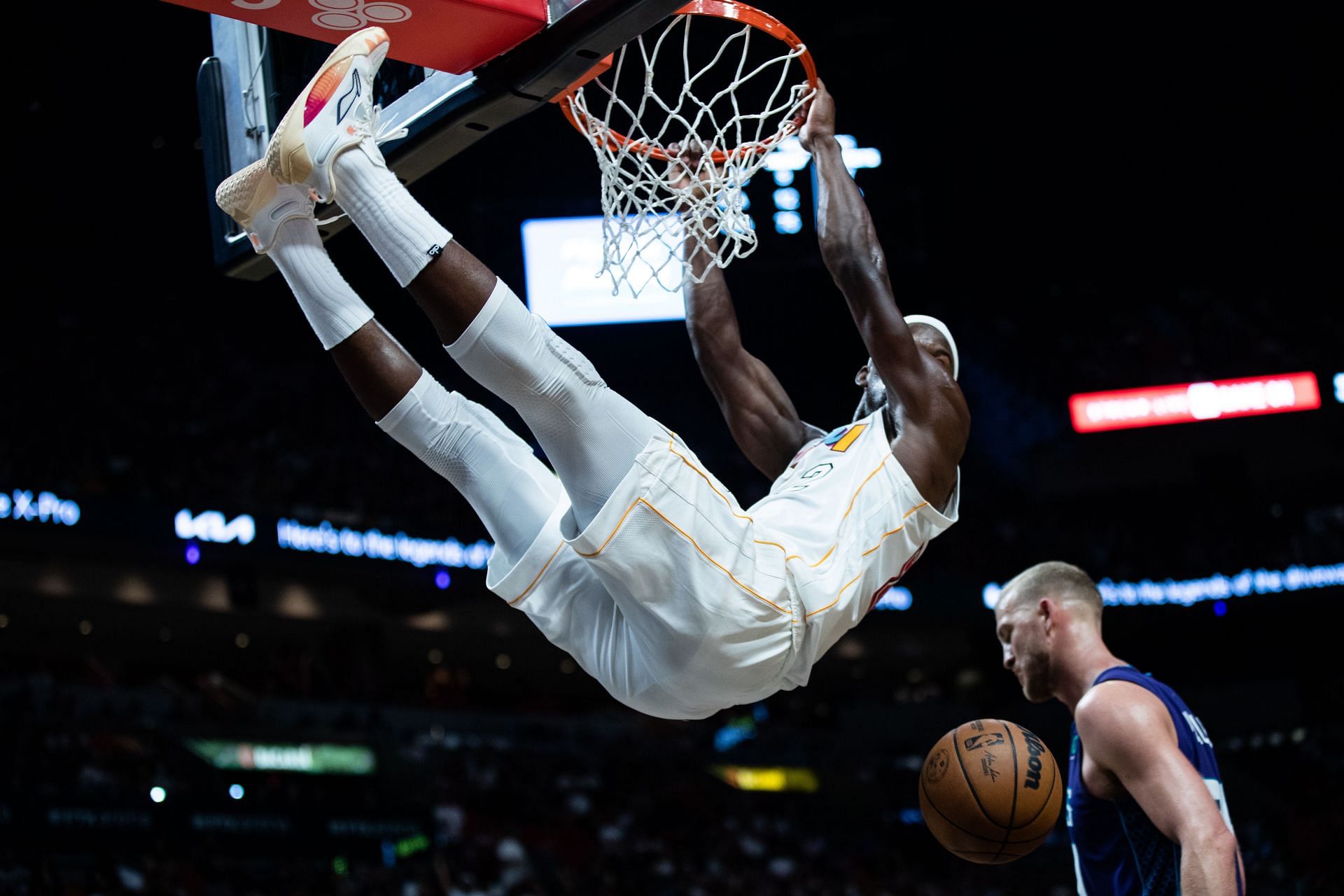 NBA All-Star Jimmy Butler è una possibilità stasera per i Miami Heat.