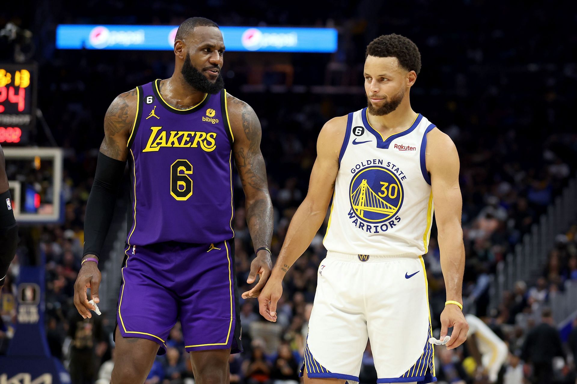 Los Angeles Lakers v Golden State Warriors