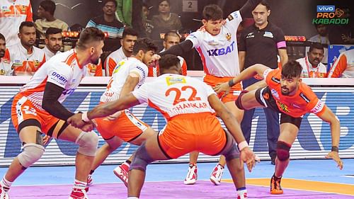 U Mumba lost against the Gujarat Giants at the Gachibowli Indoor Stadium (Image: PKL/Twitter)