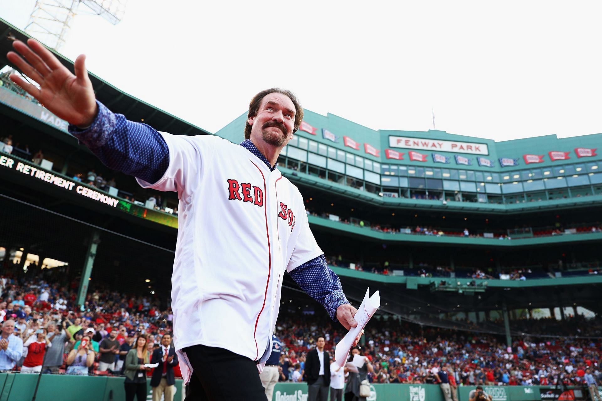 Red Sox set to retire Wade Boggs' No. 26 tonight – Boston Herald
