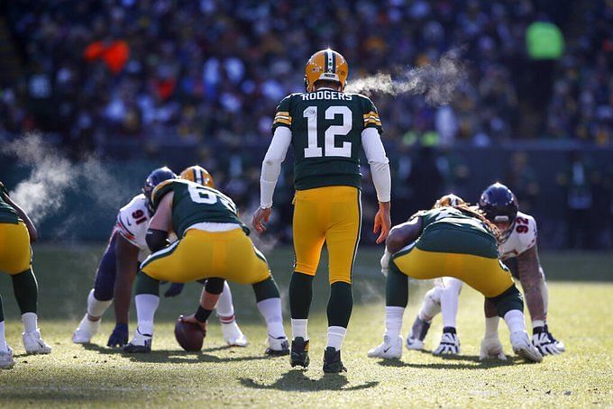 Packers' Aaron Rodgers 'demands' cold weather, loud fans to face