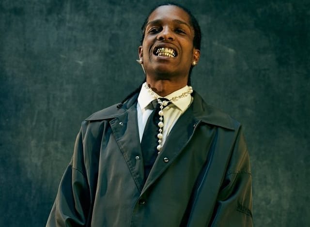 Who is Rihanna married to?