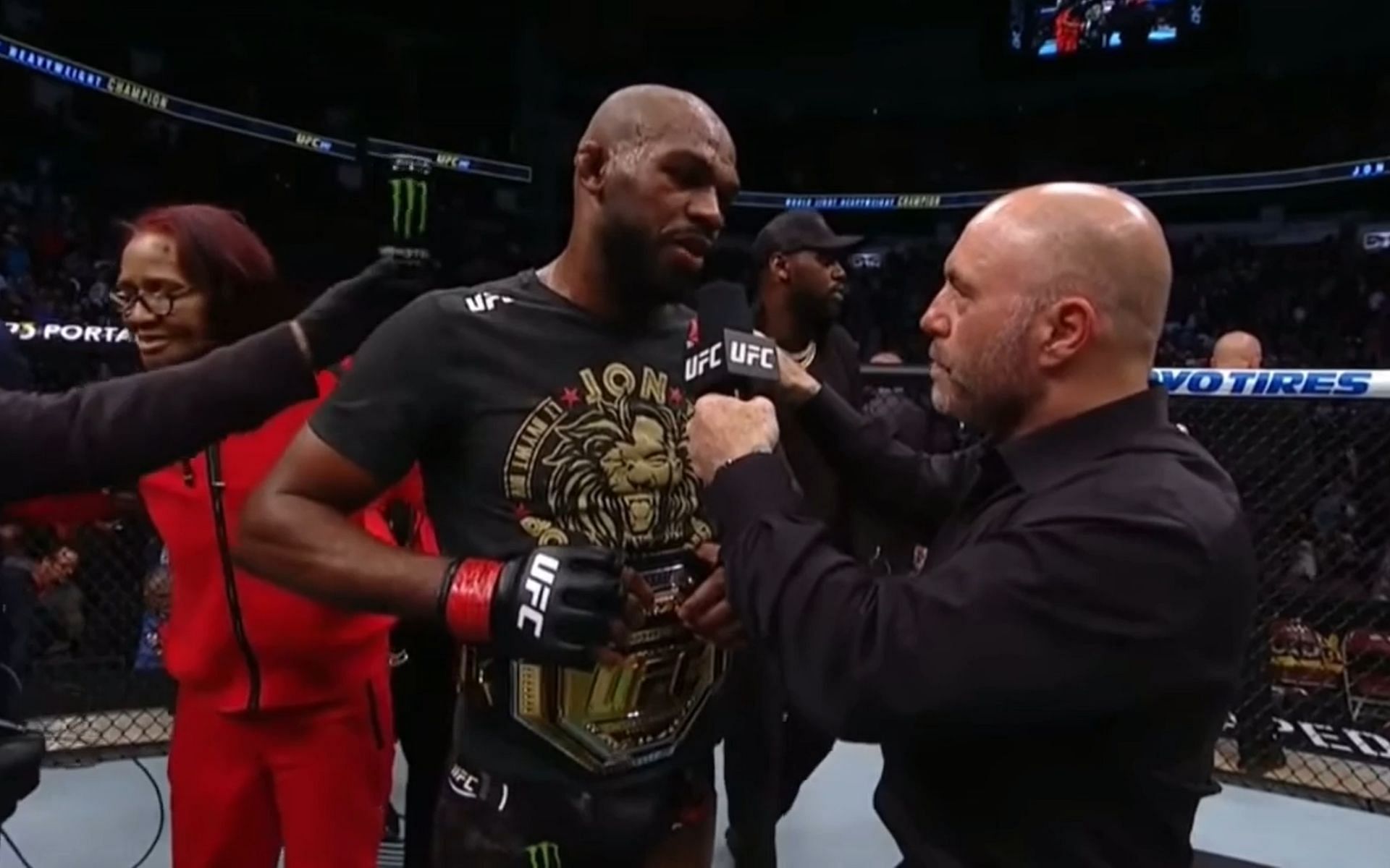 Jon Jones at UFC 247 after defeating Dominick Reyes [Image courtesy: @heshroot on Reddit]