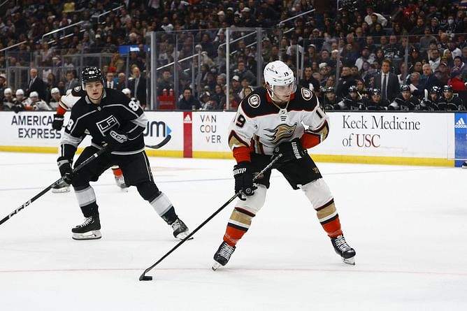 Flames vs. Ducks Prediction, Line, Picks, and Odds - December 23 | 2022-23 NHL Season