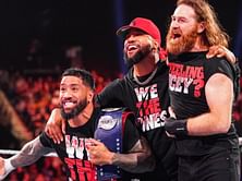 Sami Zayn gives a behind-the-scenes look at The Bloodline in WWE’s locker room