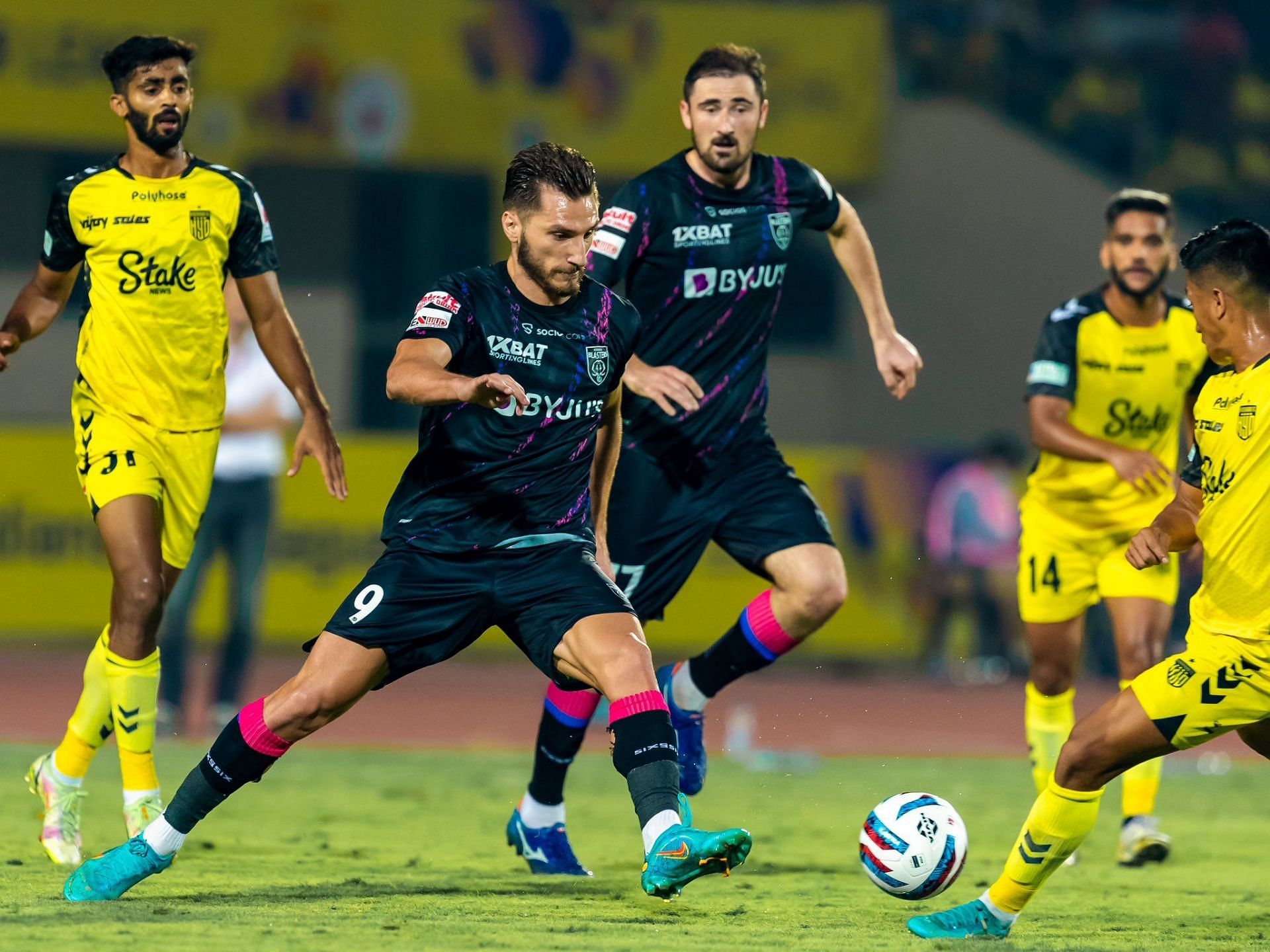 Will the Blasters extend their winning run after their two-week break? (Image Courtesy: Kerala Blasters Twitter)