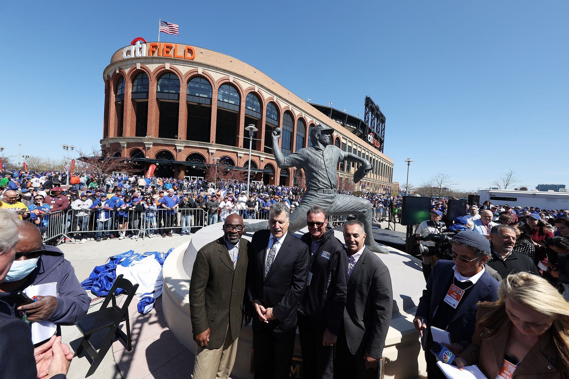 Former New York Mets L-R Mookie Wilson, Keith Hernandez, Tim Teufel, and John Franco pose in front of the Tom Seaver Statue at Citi Field