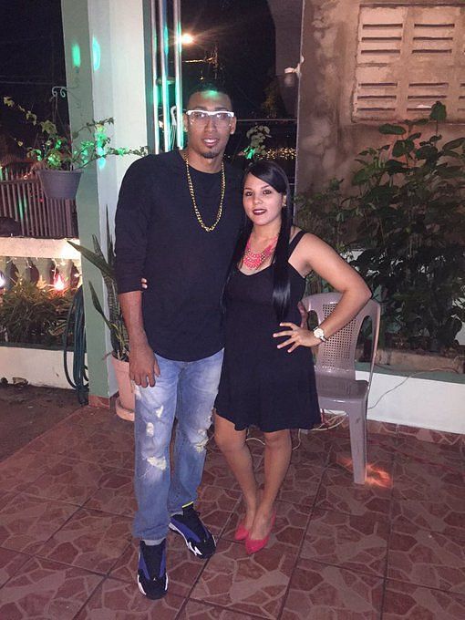Edwin Diaz's wife Nashaly celebrates Mets closer's record contract