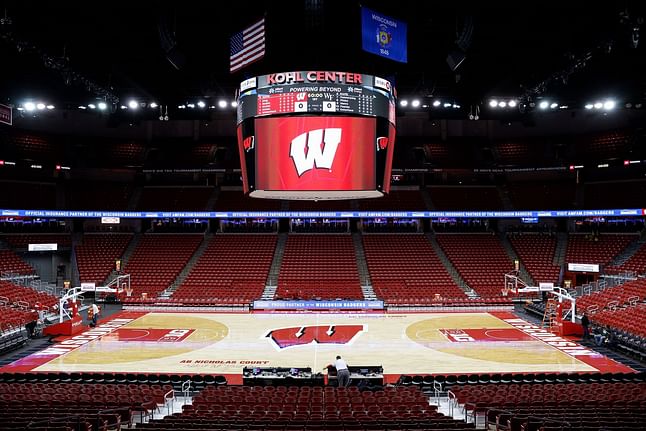 Western Michigan vs. Wisconsin Prediction, Odds, Line, Spread, and Picks - December 30 | 2022-23 NCAA Basketball Season