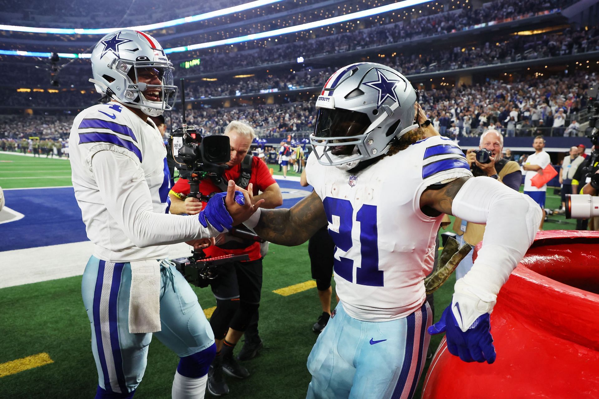 Indianapolis Colts v Dallas Cowboys