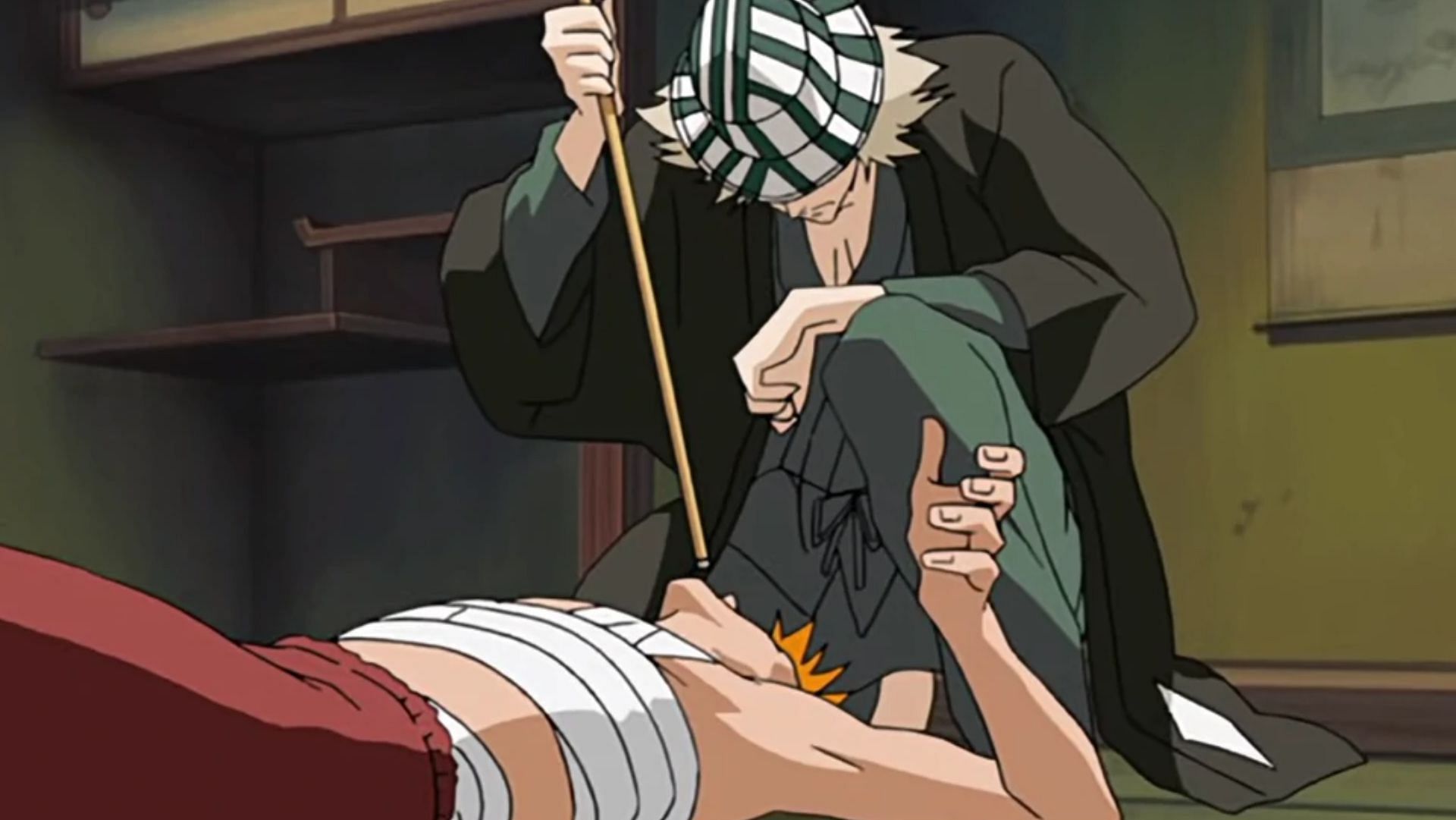 Urahara subduing Ichigo with Shitonegaeshi, as seen in Bleach (Image via Studio Pierrot)