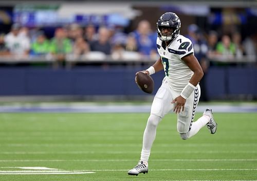 Seattle Seahawks v Los Angeles Rams