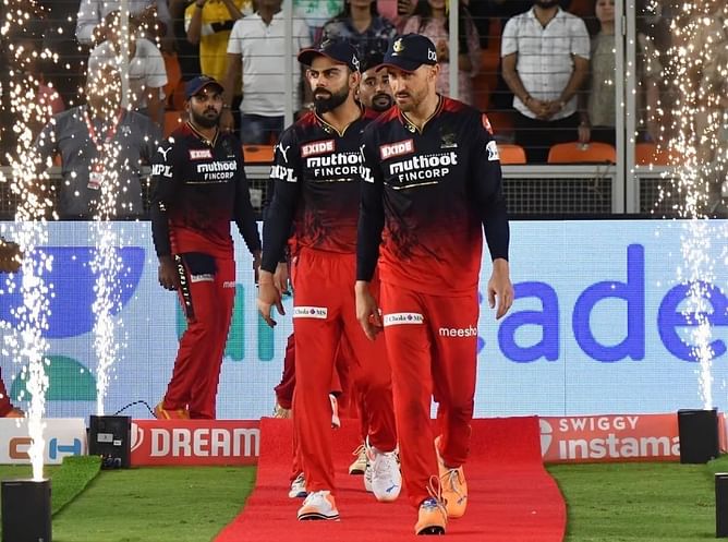 "I don't see Faf as a long-term investment" - Aakash Chopra says RCB might need a replacement for Faf du Plessis